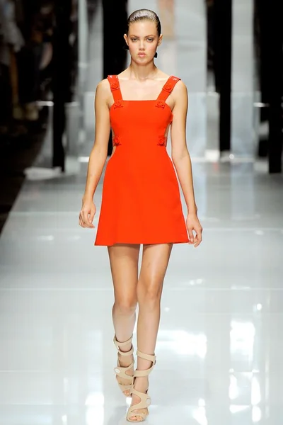 Look 29
